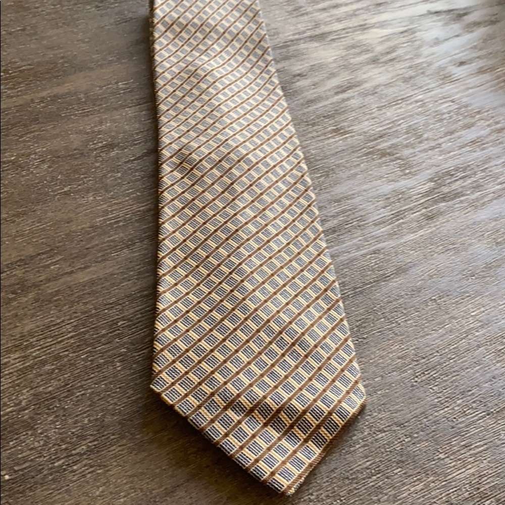 AUTHENTIC Barney’s Tie